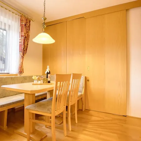 Haus Permona By Alpenglueck * ליוטאש